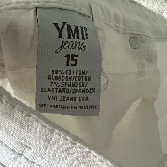 White shorts by YMI - Picture 3 of 3